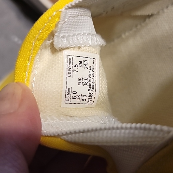 WOMEN SLIP ON VANS YELLOW 7.5 - Picture 4 of 4